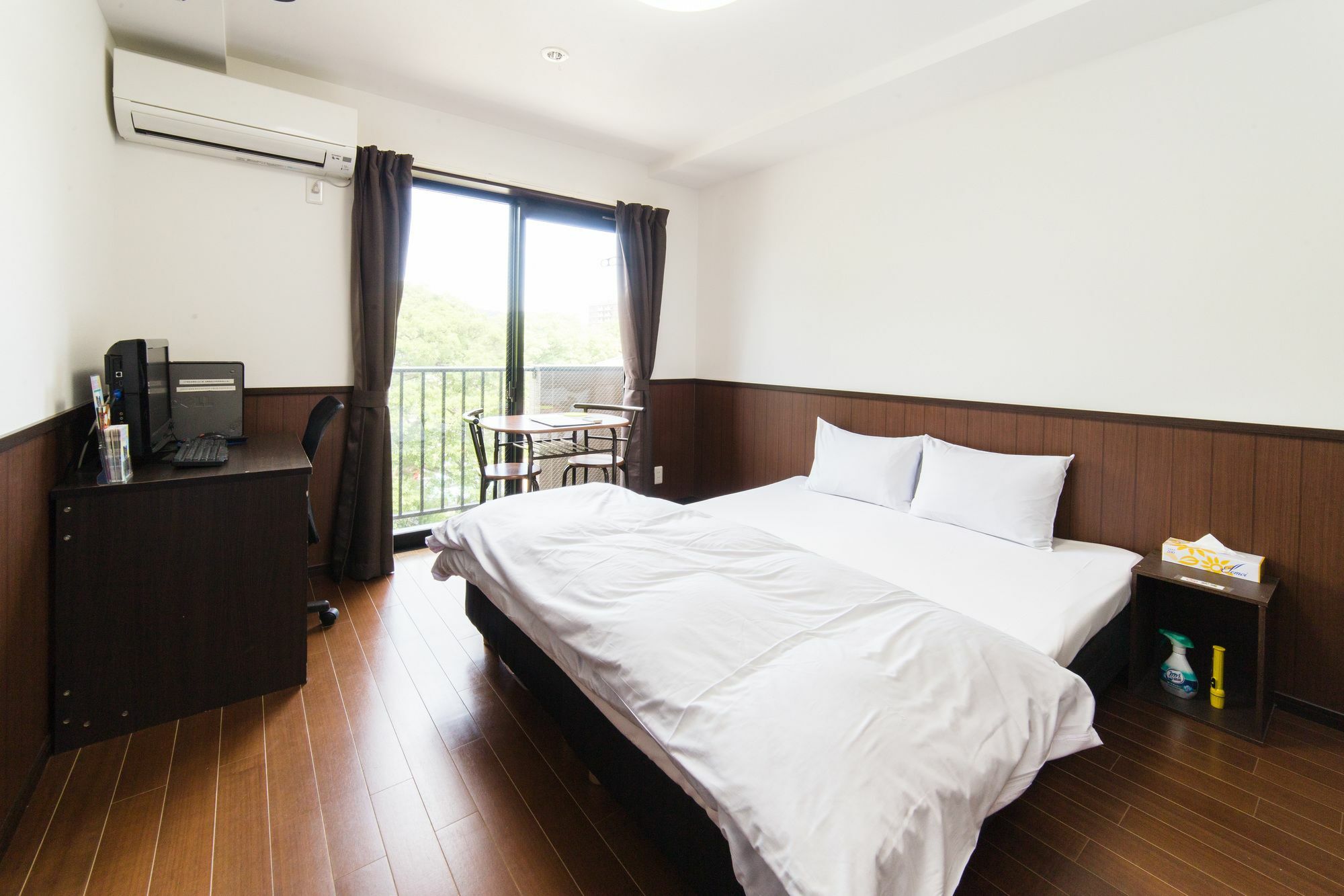 Apartment Oyo Musubi Karasuma Nanajo *